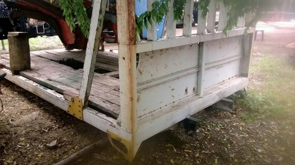 กระบะรถยก