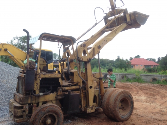 KOMATSU SD20-5 รถตัก เอนกประสงค์ ตักสูง