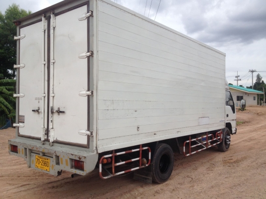 <<695,000>> NQR 150 แรง ปี 51 ตู้ยาว 5.5 เมตร รถพร้อมใช้งาน <<695,000>> NQR 150 แรง ปี 51 ตู้ยาว 5.5 เมตร รถพร้อมใช้งาน