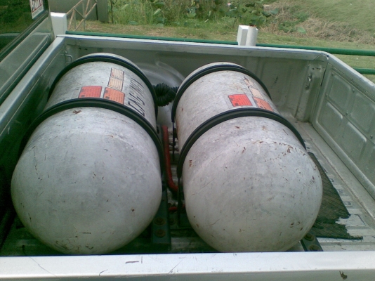 ขายถังแก๊ส NGV 2 ใบ ราคา 18.500