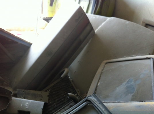 อะไหล่, อุปกรณ์ตกแต่งรถ และ ชิ้นส่วนรถยนต์และ มอเตอร์ไซด์มือสอง