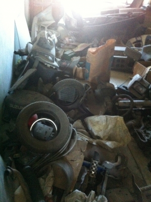 อะไหล่, อุปกรณ์ตกแต่งรถ และ ชิ้นส่วนรถยนต์และ มอเตอร์ไซด์มือสอง