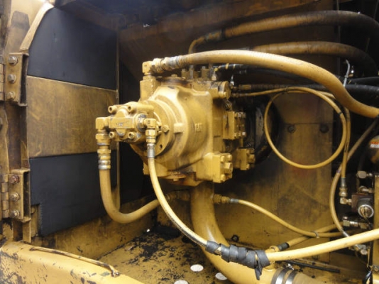 ขายด่วน CAT320 V2  นำเข้าจากญี่ปุ่นยังไม่เคยใช้งานในไทย สภาพสวย เครื่องปั้มดี ใบแทรค 80