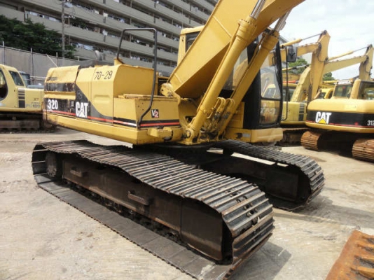 ขายด่วน CAT320 V2  นำเข้าจากญี่ปุ่นยังไม่เคยใช้งานในไทย สภาพสวย เครื่องปั้มดี ใบแทรค 80