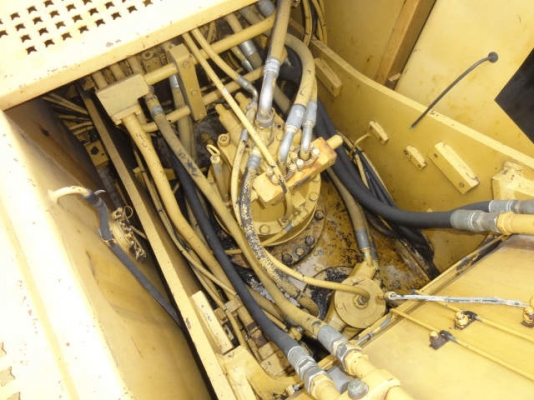 ขายด่วน CAT320 V2  นำเข้าจากญี่ปุ่นยังไม่เคยใช้งานในไทย สภาพสวย เครื่องปั้มดี ใบแทรค 80