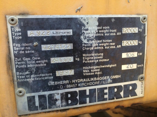 แม๊คโค ล้อยาง Liebherr 922 สภาพสมบูรณ์ไช้งานน้อยอุปกรณ์ครบ เอกสารเล่มทะเบียนครบ