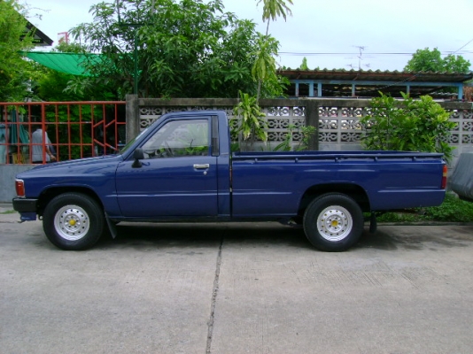 TOYOTA HILUX HERO เครื่องเดิมเบนซิน 1600 สภาพดี 69,000.- TOYOTA HILUX HERO เครื่องเดิมเบนซิน 1600 สภาพดี 69,000.-