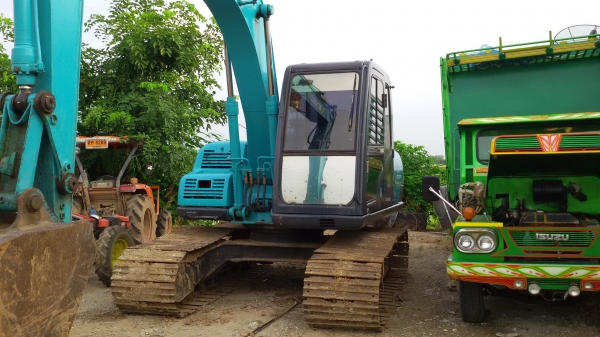 ขายแม็คโครsk 100-5 เก๋งเหลี่ยมเก่านอก มีทะเบียนรับ จัดไฟแนนช์ได้