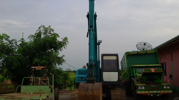 ขายแม็คโครsk 100-5 เก๋งเหลี่ยมเก่านอก มีทะเบียนรับ จัดไฟแนนช์ได้