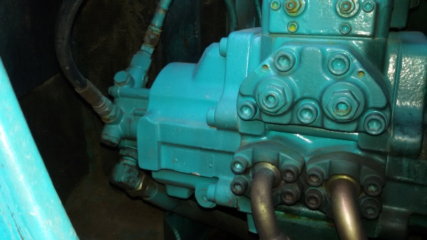 ขายแม็คโครsk 100-5 เก๋งเหลี่ยมเก่านอก มีทะเบียนรับ จัดไฟแนนช์ได้