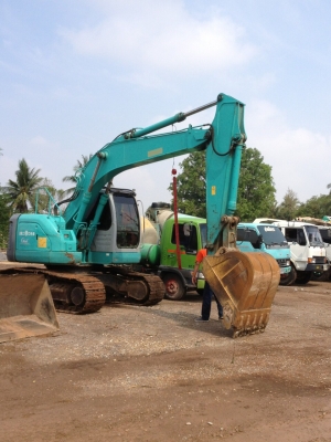 ขายด่วนแบคโฮ ยี่ห้อ KOBELCO รุ่น มาร์คซิก ขายราคา 1,800,000 บาท เบอร์โทร 089-0819687 จิระเดช