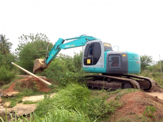 ขายด่วนแบคโฮ ยี่ห้อ KOBELCO รุ่น มาร์คซิก ขายราคา 1,800,000 บาท เบอร์โทร 089-0819687 จิระเดช