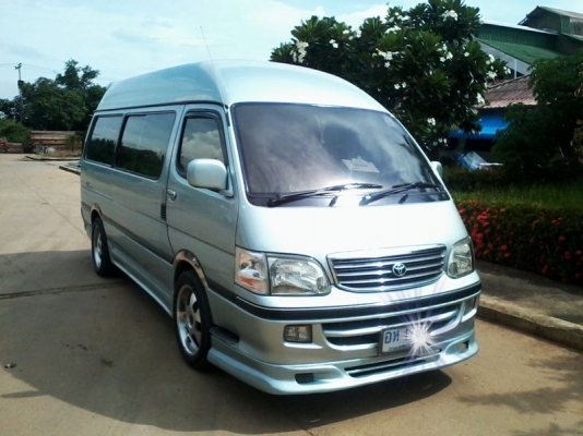 ขายรถตู้หัวจรวดหลังคาสูงแต่งสวย