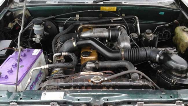 Sell Isuzu spark EX Turbo 2.5 (โฉม Dragon) ปี99 M/T เขียว Sell Isuzu spark EX Turbo 2.5 (โฉม Dragon) ปี99 M/T เขียว