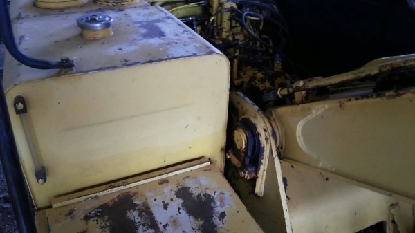 ***ขายแล้วครับขอบคุณ Truck2hand ขายแบคโฮ ยอดนิยม KOBELCO MARK3 SK120 LP-07115 ไฟฟ้าตัด เหลือมอร์เตอร์คันเร่ง เครื่องเดิมปั้มเดิม เครื่องISUZU 4BG1-125HP เครื่องดีนิ่มดี แรงดี ปั้มดี แรง ทำงานดีไม่โหลด บูมอาร์มใช้ได้ มีรอย1แผล(ตามรูป) บุ้งกี๋ดี สลัก/บูทแน่