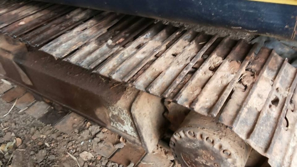 ***ขายแล้วครับขอบคุณ Truck2hand ขายแบคโฮ ยอดนิยม KOBELCO MARK3 SK120 LP-07115 ไฟฟ้าตัด เหลือมอร์เตอร์คันเร่ง เครื่องเดิมปั้มเดิม เครื่องISUZU 4BG1-125HP เครื่องดีนิ่มดี แรงดี ปั้มดี แรง ทำงานดีไม่โหลด บูมอาร์มใช้ได้ มีรอย1แผล(ตามรูป) บุ้งกี๋ดี สลัก/บูทแน่