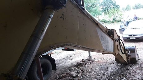 ***ขายแล้วครับขอบคุณ Truck2hand ขายแบคโฮ ยอดนิยม KOBELCO MARK3 SK120 LP-07115 ไฟฟ้าตัด เหลือมอร์เตอร์คันเร่ง เครื่องเดิมปั้มเดิม เครื่องISUZU 4BG1-125HP เครื่องดีนิ่มดี แรงดี ปั้มดี แรง ทำงานดีไม่โหลด บูมอาร์มใช้ได้ มีรอย1แผล(ตามรูป) บุ้งกี๋ดี สลัก/บูทแน่