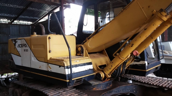 ***ขายแล้วครับขอบคุณ Truck2hand ขายแบคโฮ ยอดนิยม KOBELCO MARK3 SK120 LP-07115 ไฟฟ้าตัด เหลือมอร์เตอร์คันเร่ง เครื่องเดิมปั้มเดิม เครื่องISUZU 4BG1-125HP เครื่องดีนิ่มดี แรงดี ปั้มดี แรง ทำงานดีไม่โหลด บูมอาร์มใช้ได้ มีรอย1แผล(ตามรูป) บุ้งกี๋ดี สลัก/บูทแน่