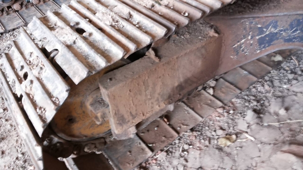 ***ขายแล้วครับขอบคุณ Truck2hand ขายแบคโฮ ยอดนิยม KOBELCO MARK3 SK120 LP-07115 ไฟฟ้าตัด เหลือมอร์เตอร์คันเร่ง เครื่องเดิมปั้มเดิม เครื่องISUZU 4BG1-125HP เครื่องดีนิ่มดี แรงดี ปั้มดี แรง ทำงานดีไม่โหลด บูมอาร์มใช้ได้ มีรอย1แผล(ตามรูป) บุ้งกี๋ดี สลัก/บูทแน่