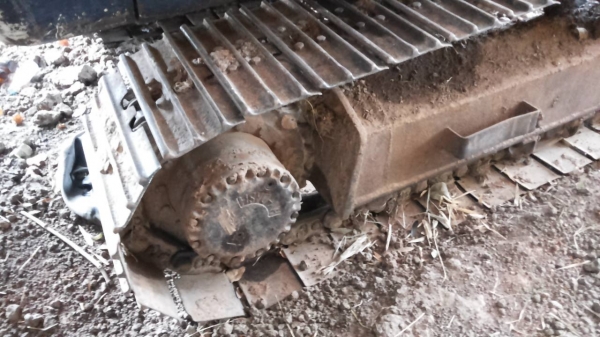 ***ขายแล้วครับขอบคุณ Truck2hand ขายแบคโฮ ยอดนิยม KOBELCO MARK3 SK120 LP-07115 ไฟฟ้าตัด เหลือมอร์เตอร์คันเร่ง เครื่องเดิมปั้มเดิม เครื่องISUZU 4BG1-125HP เครื่องดีนิ่มดี แรงดี ปั้มดี แรง ทำงานดีไม่โหลด บูมอาร์มใช้ได้ มีรอย1แผล(ตามรูป) บุ้งกี๋ดี สลัก/บูทแน่