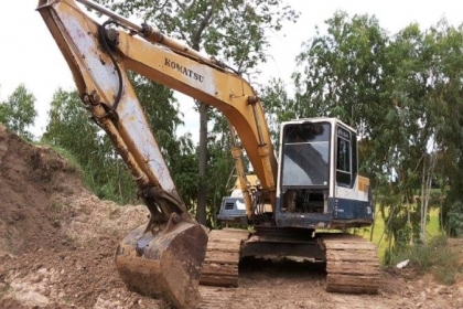 ***ขายแล้วครับขอบคุณ Truck2hand ขายแบคโฮราคาเบาๆ KOMATSU PC120-5 ยอดนิยม เครื่องเดิมปั้มเดิม คอนโทรลยาว ไฟฟ้าตัด เครื่องแน่นดี แห้งดีแรง ปั้มดีแรงดี ทำงานดีไม่โหลด เอวแน่นดีไม่มีแตก บูมอาร์มสวยไม่มีปะไม่มีดาม บุ้งกี๋สภาพดีไม่ผุ ช่วงล่าง โซ่ดีเฟรมไม่ผุ ใบแ ***ขายแล้วครับขอบคุณ Truck2hand ขายแบคโฮราคาเบาๆ KOMATSU PC120-5 ยอดนิยม เครื่องเดิมปั้มเดิม คอนโทรลยาว ไฟฟ้าตัด เครื่องแน่นดี แห้งดีแรง ปั้มดีแรงดี ทำงานดีไม่โหลด เอวแน่นดีไม่มีแตก บูมอาร์มสวยไม่มีปะไม่มีดาม บุ้งกี๋สภาพดีไม่ผุ ช่วงล่าง โซ่ดีเฟรมไม่ผุ ใบแ