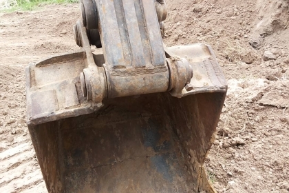 ***ขายแล้วครับขอบคุณ Truck2hand ขายแบคโฮราคาเบาๆ KOMATSU PC120-5 ยอดนิยม เครื่องเดิมปั้มเดิม คอนโทรลยาว ไฟฟ้าตัด เครื่องแน่นดี แห้งดีแรง ปั้มดีแรงดี ทำงานดีไม่โหลด เอวแน่นดีไม่มีแตก บูมอาร์มสวยไม่มีปะไม่มีดาม บุ้งกี๋สภาพดีไม่ผุ ช่วงล่าง โซ่ดีเฟรมไม่ผุ ใบแ ***ขายแล้วครับขอบคุณ Truck2hand ขายแบคโฮราคาเบาๆ KOMATSU PC120-5 ยอดนิยม เครื่องเดิมปั้มเดิม คอนโทรลยาว ไฟฟ้าตัด เครื่องแน่นดี แห้งดีแรง ปั้มดีแรงดี ทำงานดีไม่โหลด เอวแน่นดีไม่มีแตก บูมอาร์มสวยไม่มีปะไม่มีดาม บุ้งกี๋สภาพดีไม่ผุ ช่วงล่าง โซ่ดีเฟรมไม่ผุ ใบแ