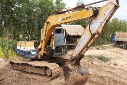 ***ขายแล้วครับขอบคุณ Truck2hand ขายแบคโฮราคาเบาๆ KOMATSU PC120-5 ยอดนิยม เครื่องเดิมปั้มเดิม คอนโทรลยาว ไฟฟ้าตัด เครื่องแน่นดี แห้งดีแรง ปั้มดีแรงดี ทำงานดีไม่โหลด เอวแน่นดีไม่มีแตก บูมอาร์มสวยไม่มีปะไม่มีดาม บุ้งกี๋สภาพดีไม่ผุ ช่วงล่าง โซ่ดีเฟรมไม่ผุ ใบแ ***ขายแล้วครับขอบคุณ Truck2hand ขายแบคโฮราคาเบาๆ KOMATSU PC120-5 ยอดนิยม เครื่องเดิมปั้มเดิม คอนโทรลยาว ไฟฟ้าตัด เครื่องแน่นดี แห้งดีแรง ปั้มดีแรงดี ทำงานดีไม่โหลด เอวแน่นดีไม่มีแตก บูมอาร์มสวยไม่มีปะไม่มีดาม บุ้งกี๋สภาพดีไม่ผุ ช่วงล่าง โซ่ดีเฟรมไม่ผุ ใบแ