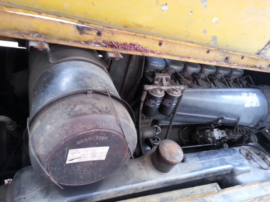 ขายด่วนตามสภาพครับ  Atlas Copco XA 175 เครื่องสตารท์ติด..ลมออก..ใช้งานได้ครับ