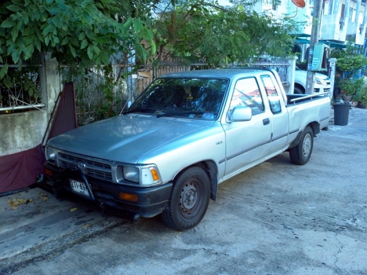 1995 TOYOTA,  มาก่อนได้ก่อน สภาพดี ราคาถูก (ก่อนไปขายเต็นท์)