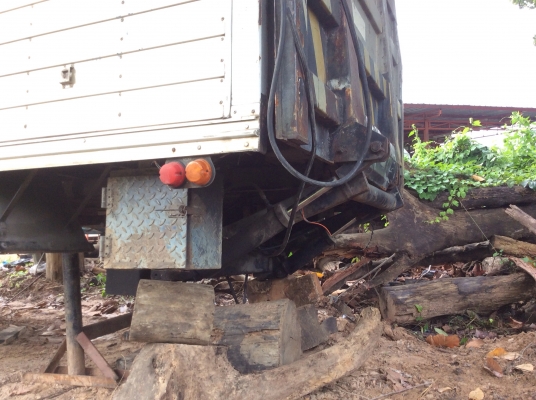 ขายตู้ขนส่งสินค้ามีลิฟท้าย ระยะคาน75cm. ยาว5เมตร