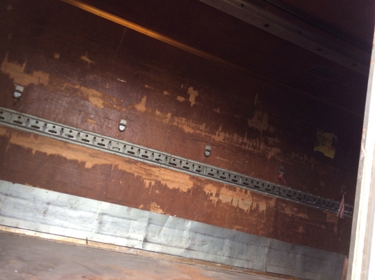 ขายตู้ขนส่งสินค้ามีลิฟท้าย ระยะคาน75cm. ยาว5เมตร