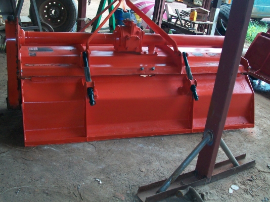 โรตารี้ตราช้าง1.8 เมตร