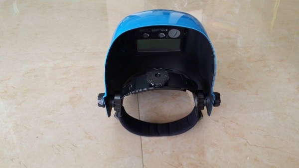 หน้ากากเชื่อมปรับแสงอัตโนมัติ มีตัวปรับความเข้มของแสง เหมาะสำหรับใช้ในงานเชื่อมต่างๆ