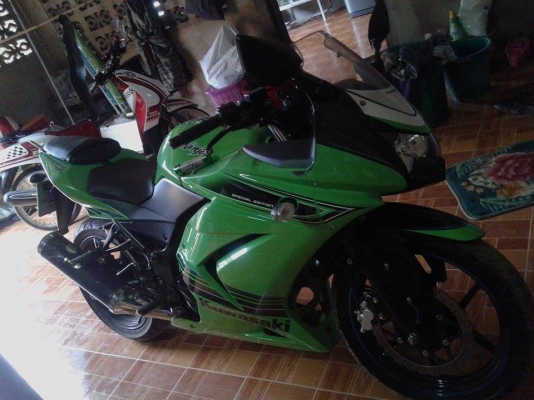 ขาย ninja 250 สีเขียว