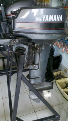 ยามาฮ่า 15แรงม้า ฝาเหลี่ยม หางยาว 22นิ้ว 24500 บาท