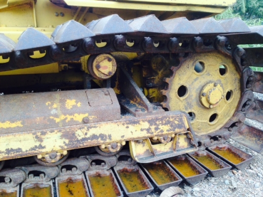 ขายด่วนรถแทรคเตอร์ตีนตะขาบ Komatsu D20P-6 นำเข้าจากญี่ปุ่น ยังไม่เคยใช้งานในไทย ตรวจเชคสภาพให้พร้อมใช้งาน ขายด่วนรถแทรคเตอร์ตีนตะขาบ Komatsu D20P-6 นำเข้าจากญี่ปุ่น ยังไม่เคยใช้งานในไทย ตรวจเชคสภาพให้พร้อมใช้งาน