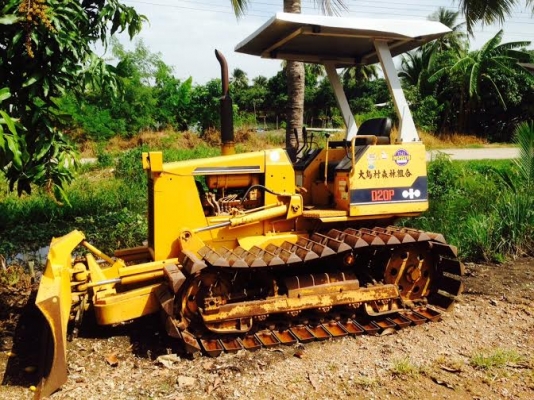 ขายด่วนรถแทรคเตอร์ตีนตะขาบ Komatsu D20P-6 นำเข้าจากญี่ปุ่น ยังไม่เคยใช้งานในไทย ตรวจเชคสภาพให้พร้อมใช้งาน ขายด่วนรถแทรคเตอร์ตีนตะขาบ Komatsu D20P-6 นำเข้าจากญี่ปุ่น ยังไม่เคยใช้งานในไทย ตรวจเชคสภาพให้พร้อมใช้งาน