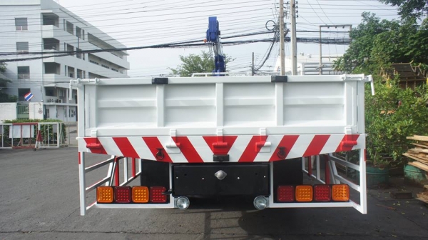 ขายรถใหม่ FUSO 6 ล้อ ติดเครน TADANO 5T 4ท่อน