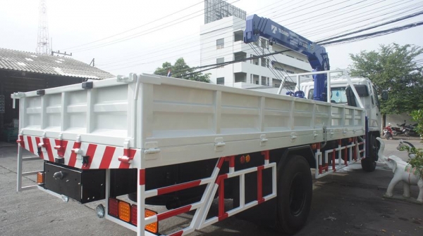 ขายรถใหม่ FUSO 6 ล้อ ติดเครน TADANO 5T 4ท่อน