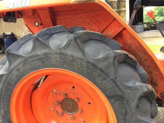 kubota L2808 สวยๆ