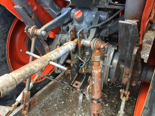 kubota L2808 สวยๆ