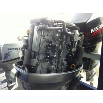 ขายเครื่องยนต์เรือมือสอง Yamaha F100AET 4จังหวะ เครื่องคาร์บูเรเตอร์ จากญี่ปุ่น