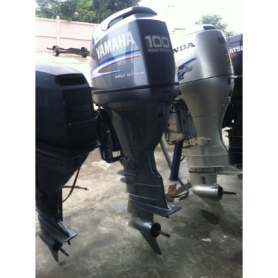 ขายเครื่องยนต์เรือมือสอง Yamaha F100AET 4จังหวะ เครื่องคาร์บูเรเตอร์ จากญี่ปุ่น