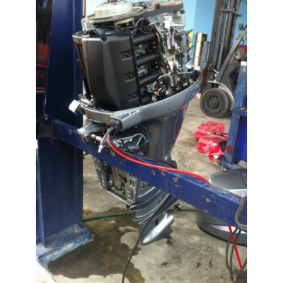 ขายเครื่องยนต์เรือมือสอง Yamaha F100AET 4จังหวะ เครื่องคาร์บูเรเตอร์ จากญี่ปุ่น