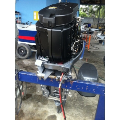 ขายเครื่องยนต์เรือมือสอง Yamaha F100AET 4จังหวะ เครื่องคาร์บูเรเตอร์ จากญี่ปุ่น