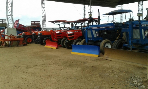 มีเครื่องมือสองจำนวนมากอยากขาย