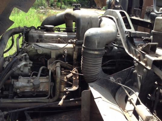 ขายเทนเลอร์ 10 ล้อ 2 เพลา NISSAN UD เครื่อง 290 แรงม้า มีเทอร์โบ หางสวย ทะเบียนพร้อมโอน ราคาคุยกันได้ครับ