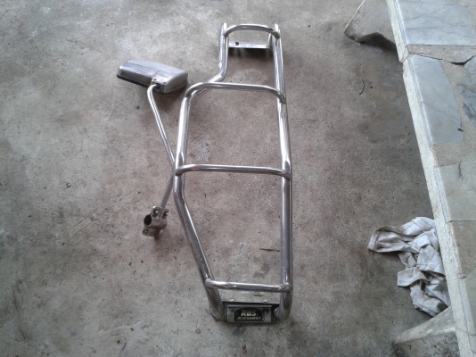 บันไดและกระจกหลัง 1500 บาท