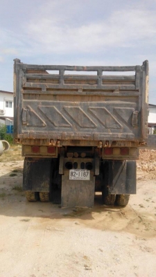 ขายด่วน !!! รถสิบล้อ Isuzu 240 rocky สภาพพร้อมใช้งาน  เจ้าของขายเอง