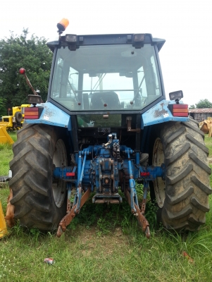 ขายรถไถ Ford 7740